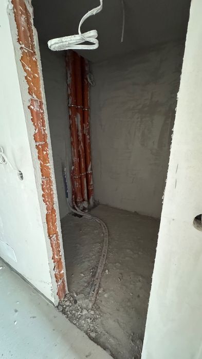 Продава се Двустаен апартамент в София, Студентски град - 68 кв.м за 2427 €/кв.м - Снимка #8