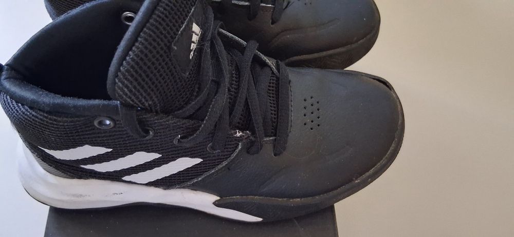 Маратонки Adidas