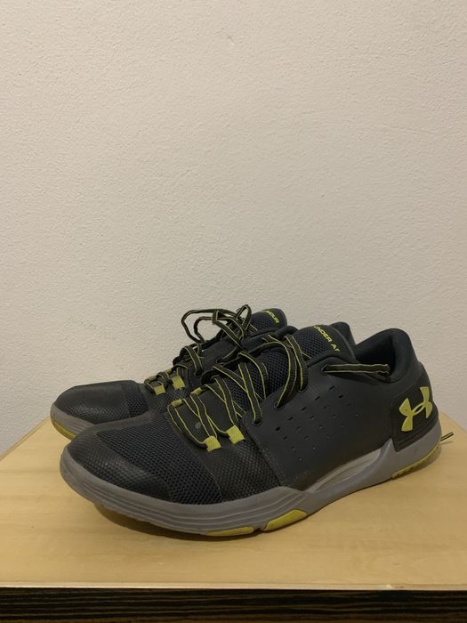 Vând UnderArmour