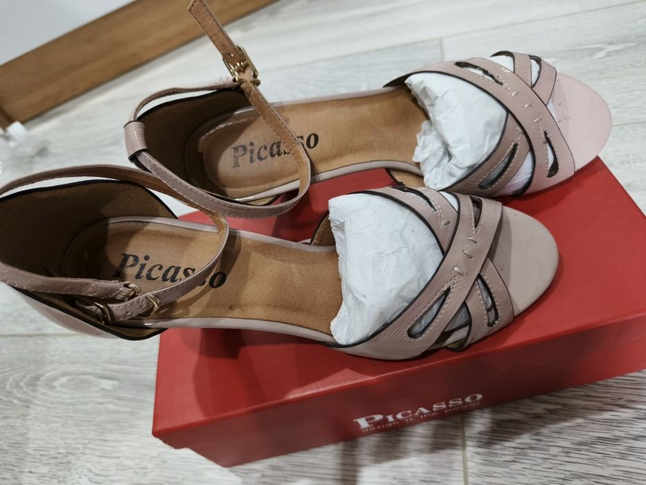 Босоножки Picasso 39 размер