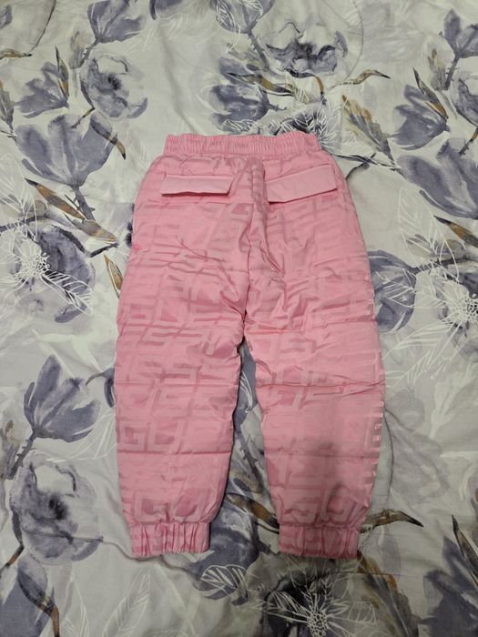 Детско зимно яке на Guess