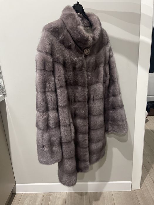 Продам норкавую шубу