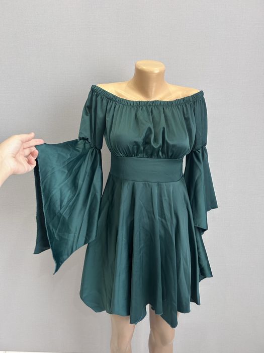 Платье под средневековое Xs