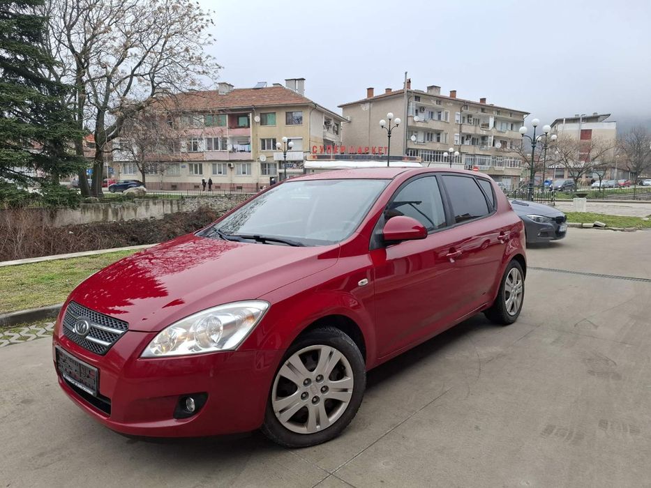 Kia Cee'd 2.0 CVVT