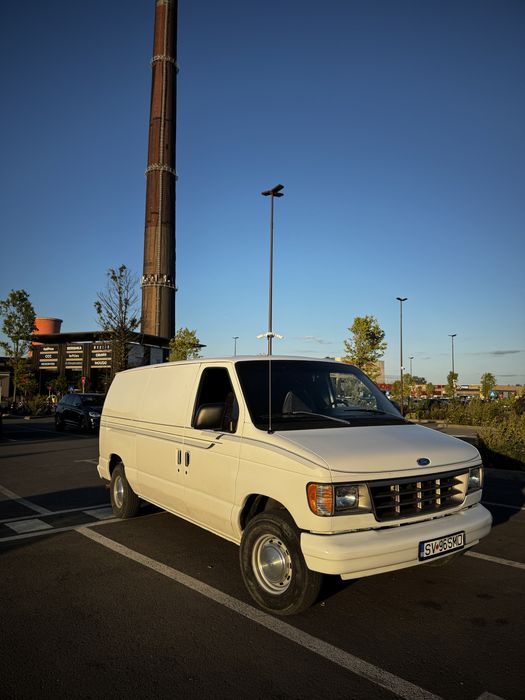 Ford Econoline 150