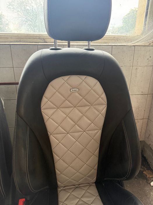 Седалки за Мерцедес c-class