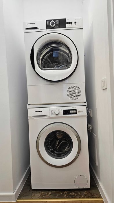 Apartament 2 camere, mobilat, etaj 1, zona Bariera-Catedrala