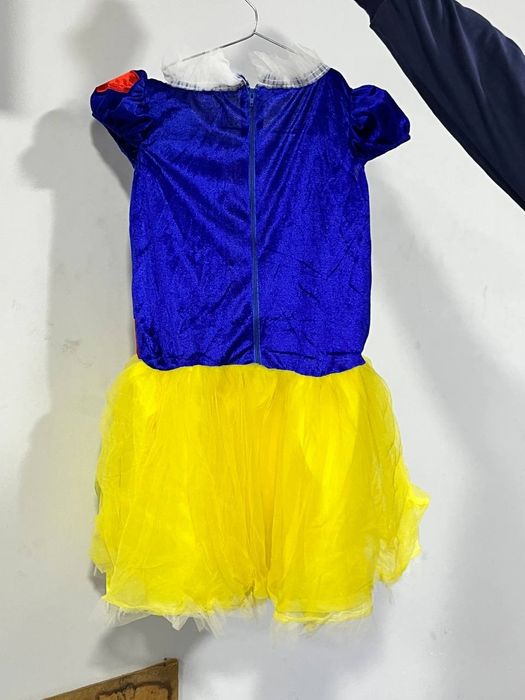 Детские костюмы.