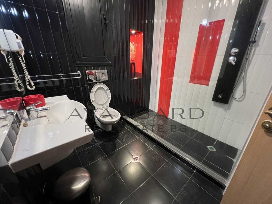 Продава се Четиристаен апартамент в Пловдив, Кършияка - 153 кв.м за 1530 €/кв.м - Снимка #9