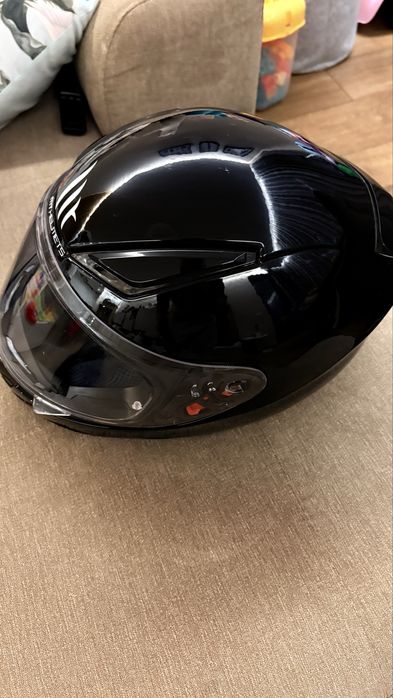 Каска за мотор MT Helmets Размер M 57-58 + подарък Ръкавици
