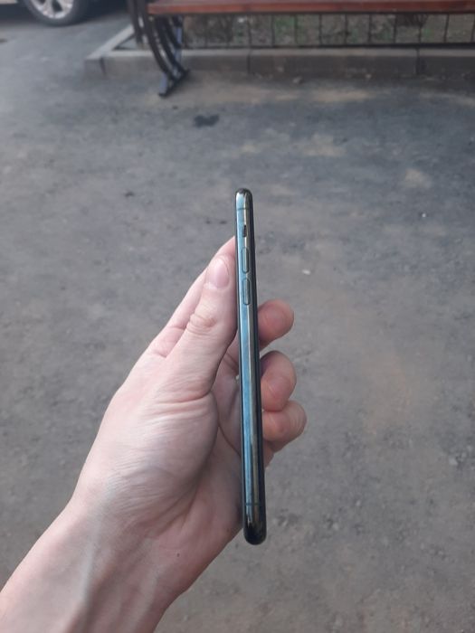 Iphone 11 PRo срочно продам