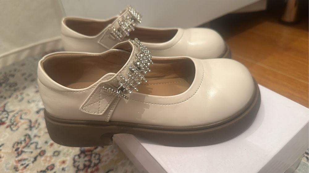 Детская обувь для девочек
