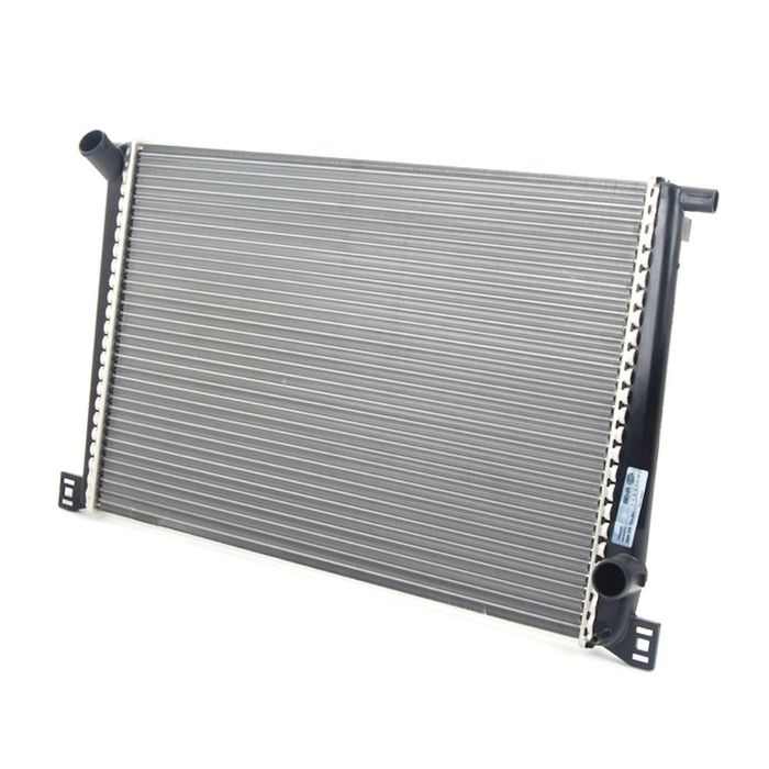 Radiator racire Mini Cooper 09.2007-2016 Motorizare 1,6 72/88/90kw; Mini One 03.2009-2015 Motor 1,4 55/70kw; 1,6 72kw Benzina, tip climatizare cu/fara AC, cutie M/A, dimensiune 600x378x16mm, Cu lipire fagu