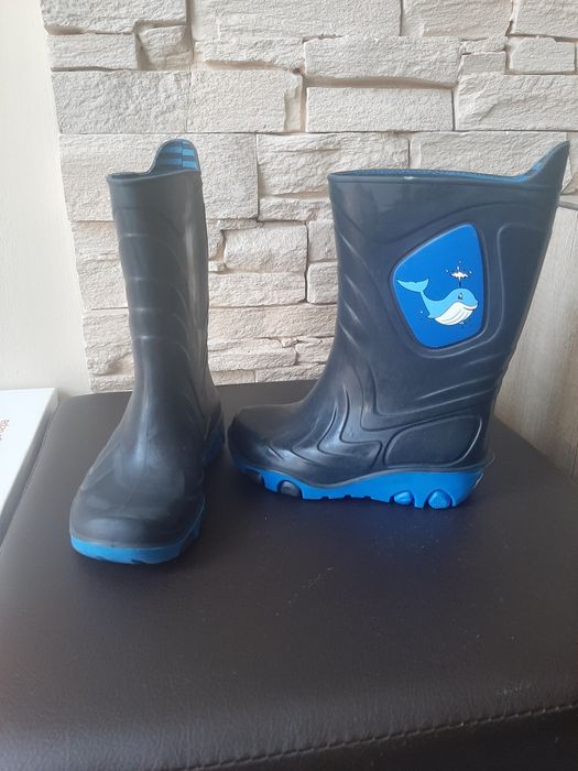 Гумени ботуши за момче