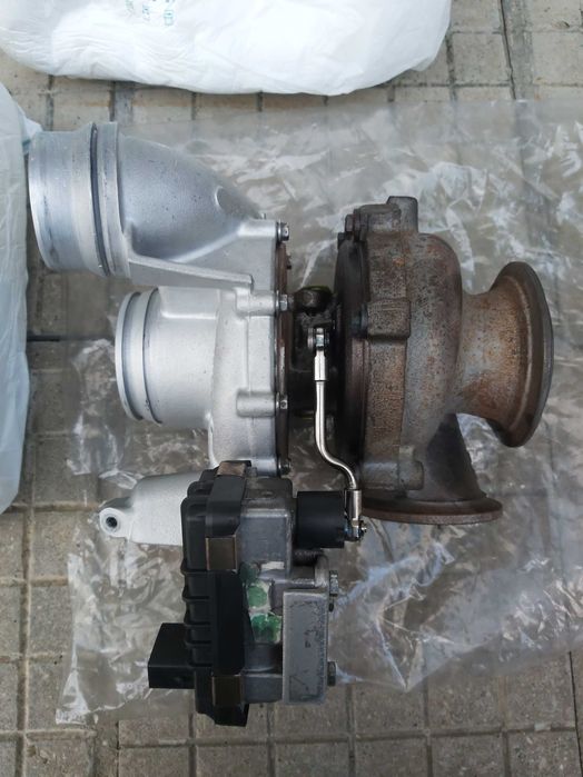 Хибридна Турбина 2565 за bmw f10 530d N57D30A