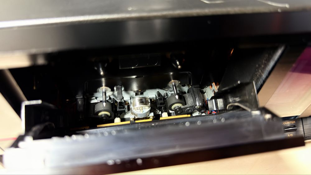 Deck Dublu High-End Grundig Fine Arts CCT-903 • Laterale Originale din Lemn-Se Vinde ca Defect-Panou Frontal și Role Presoare în Stare foarte bună!