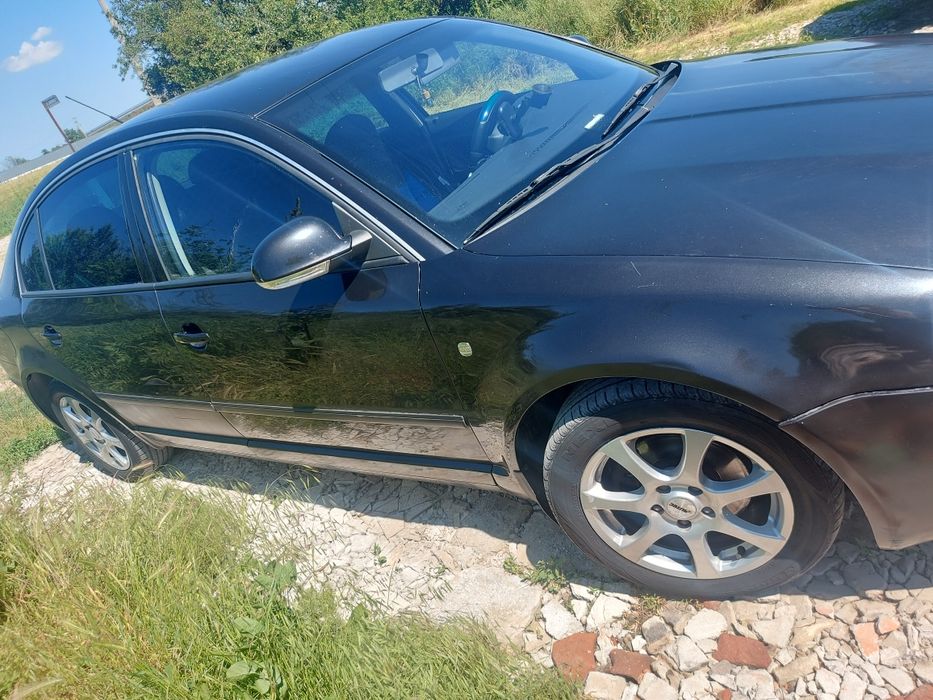 Skoda Superb an 2008
