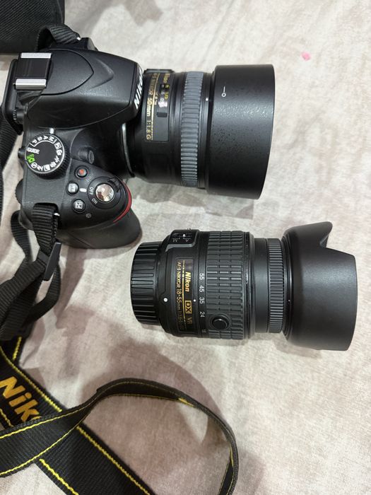 Nikon D3200  с два обектива