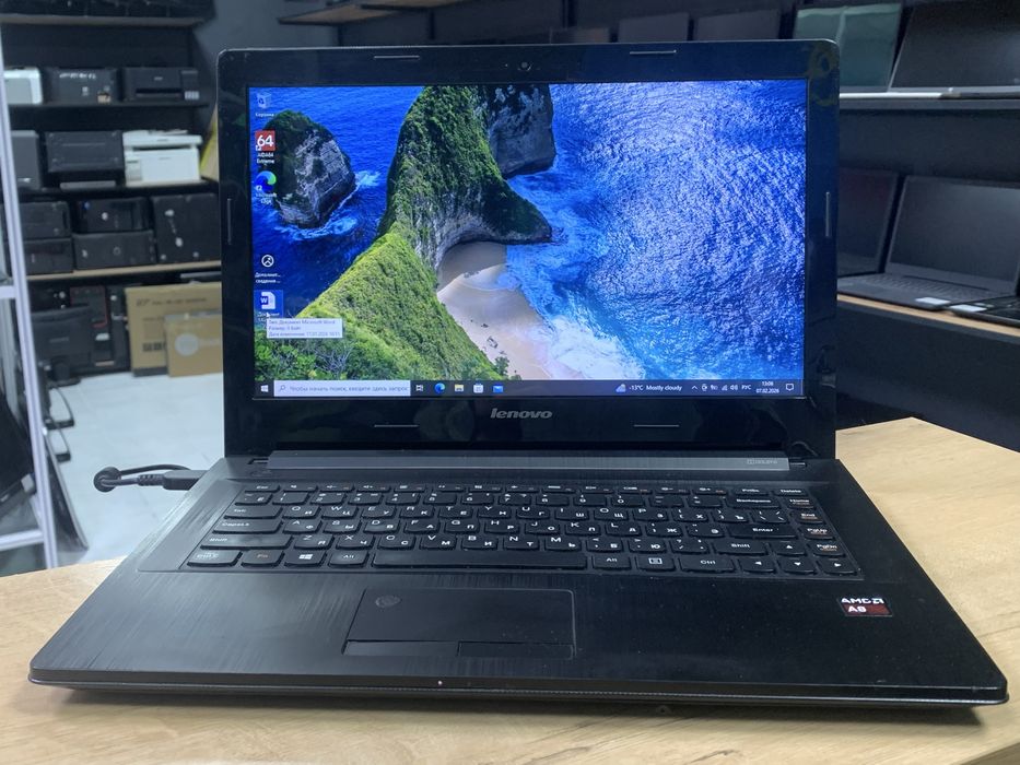 Ноутбук Lenovo 15.6" AMD A8 6GB RAM HDD 500GB Radeon R5 Win 10