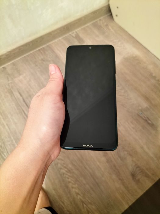 Продам срочно телефон