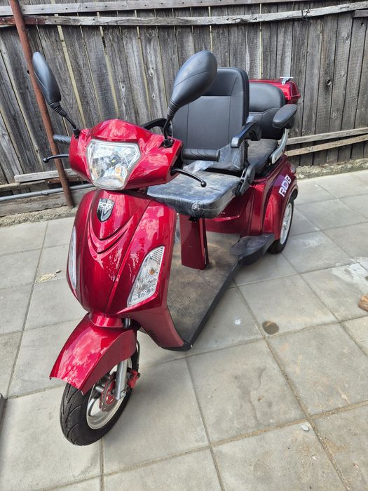 Triciclu electric