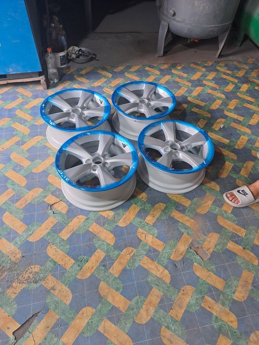 Продам диски р18