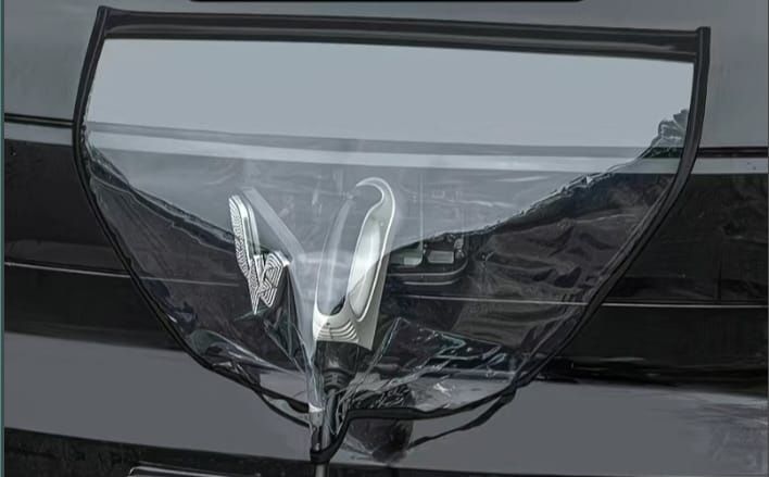 Уневирсальный дождевик для электро зарядки.