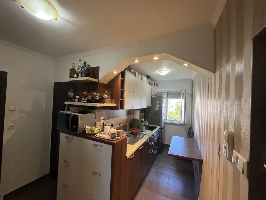 Vând apartament Y3