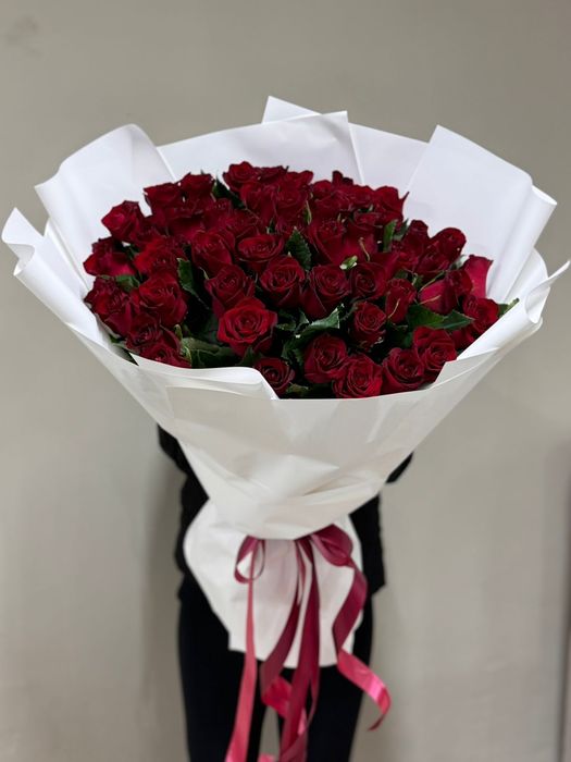 51 роза 23000тг!