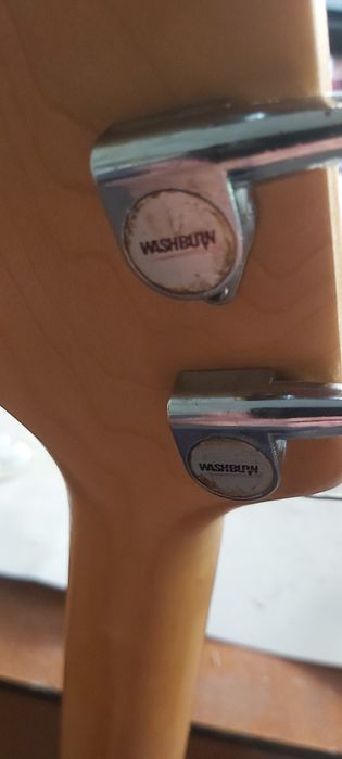 Vând chitara bas pasiv Washburn