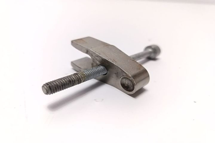 Brida injector Mercedes-Benz Sprinter prima generatie 903 (facelift)