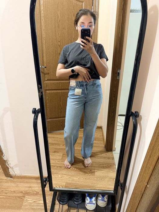 Джинсы Uniqlo JW Anderson