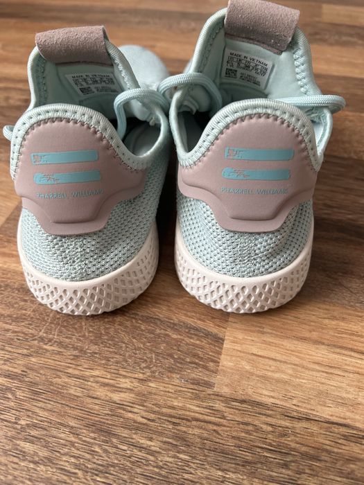 Adidasi Adidas marimea 38 in stare excelentă!