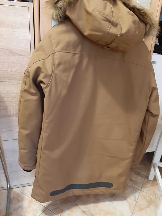 Jacheta barbateasca H&M, cu gluga, stare impecabila (nepurtata)