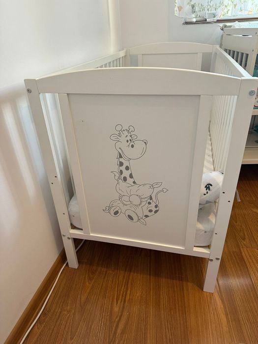 Pătuț bebe pe 3 niveluri