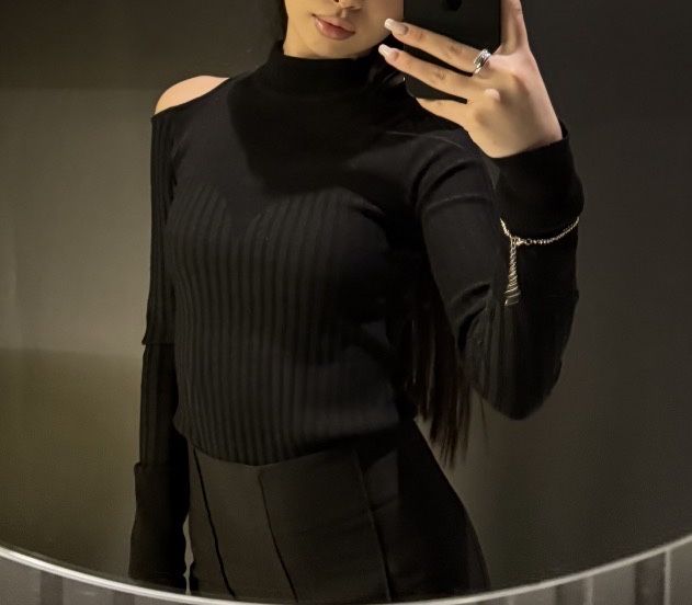 Love Republic лонгслив с открытым плечом