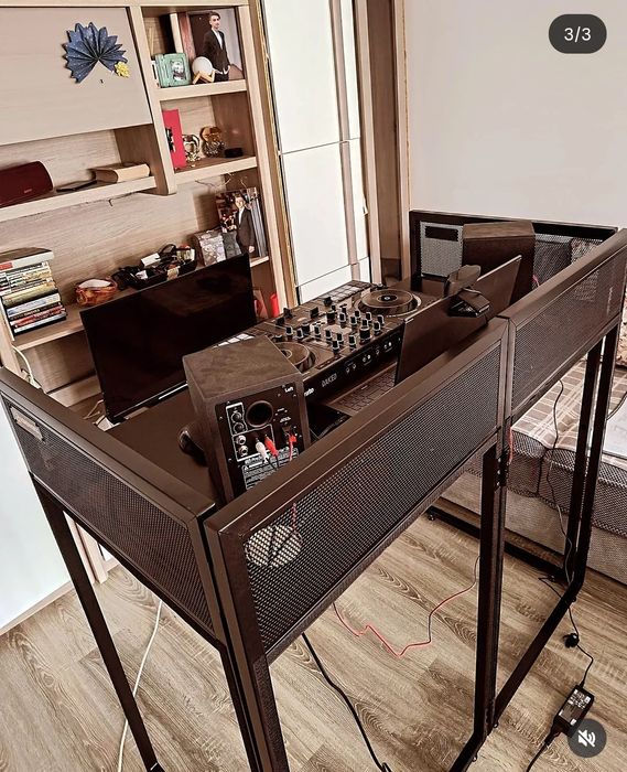 Consola Hercules DJ de vânzare