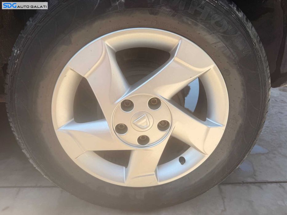 Set 4 Jante Roti Aliaj 5x114.3 CB 66.1 215 65 R16 Dacia Duster 1 2010 - 2017 (anvelope vara) [Q6014]