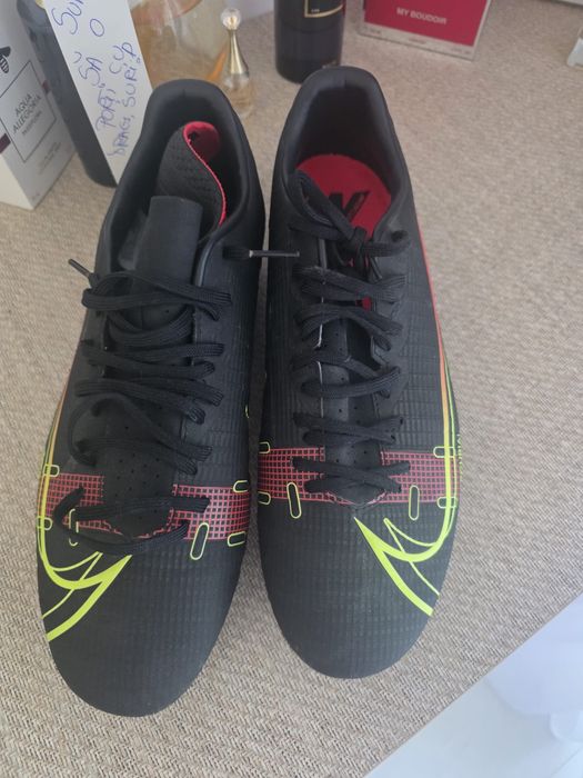 Vand ghete de fotbal Nike Mercurial marimea 42