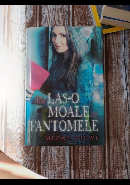 Mai las-o moale cu fantomele