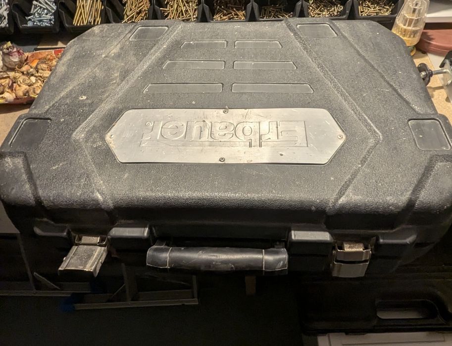 Bormasina cu ciocan retropercutor ERBAUER