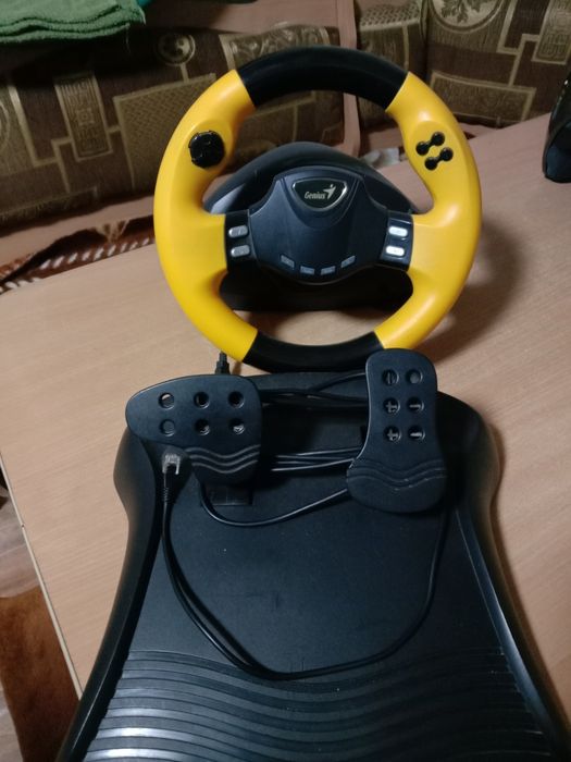 Продам руль игровой