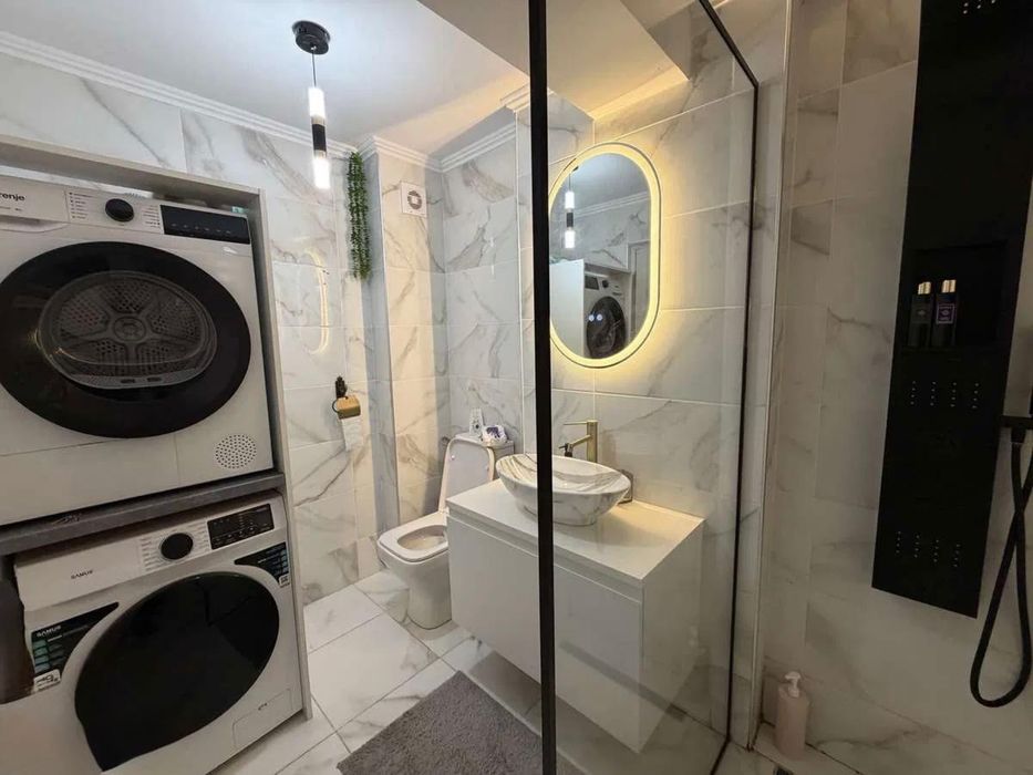 Vand apartament fond nou Mioveni, 2 camere, 60 m .