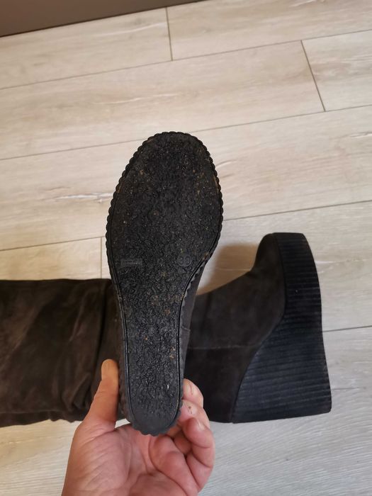 Зимни Ботуши. Естествен велур. 38 номер.  Daris.