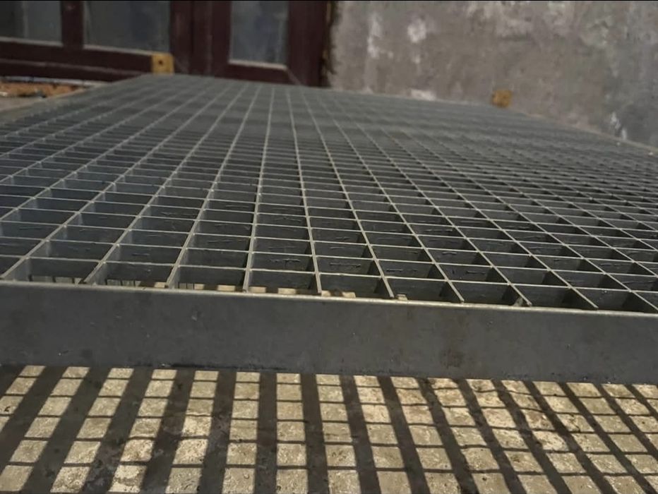 Vând grătare zincate galvaniz la cela mai mic preț din România
