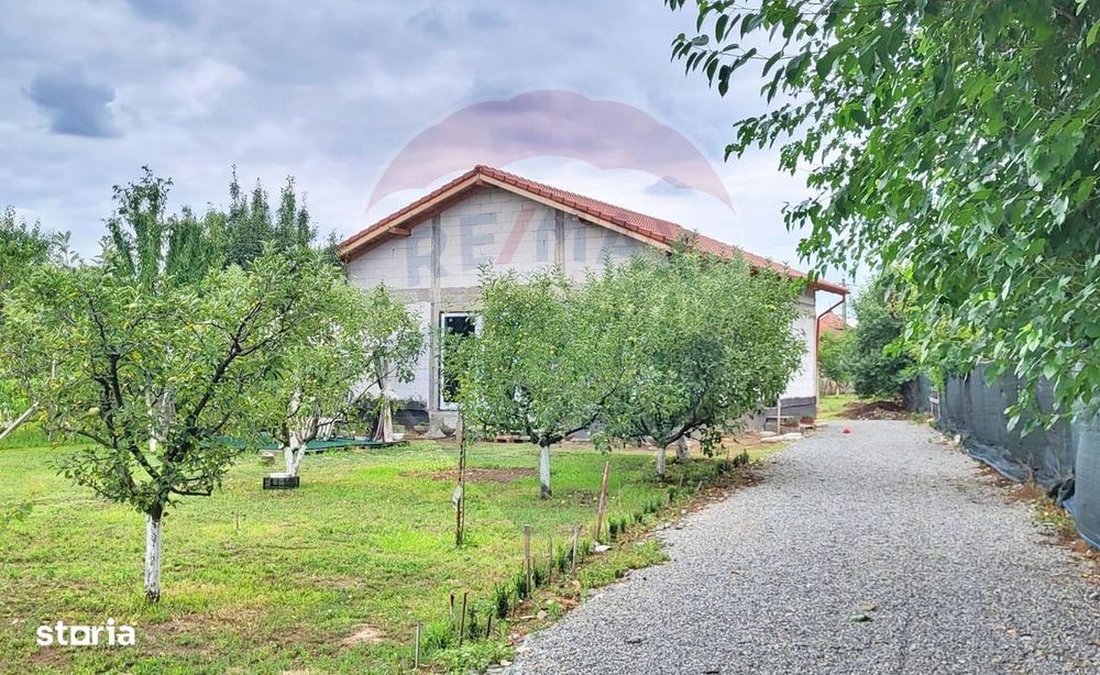 Casă 3 camere de vânzare în Miniș, jud. Arad