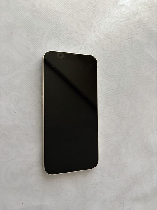 Продам iPhone 13