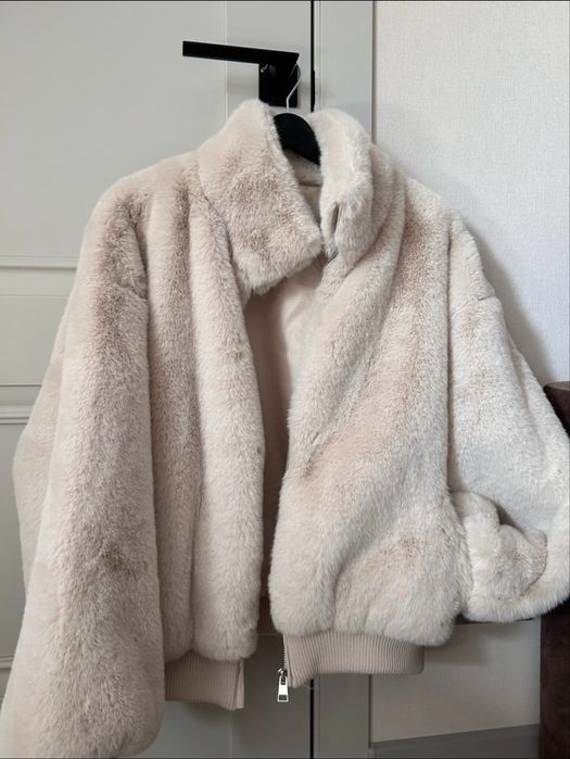 Верхняя одежда .