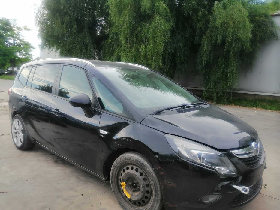 Dezmebram Opel Zafira C