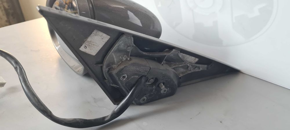 Огледало Mercedes CLS w219 2005г.